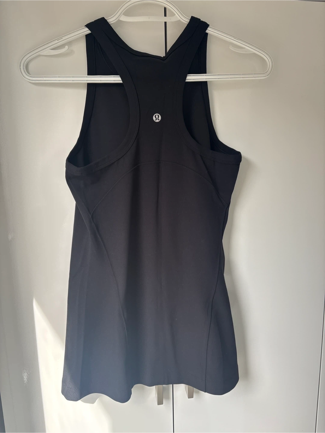 Lululemon Black Racerback Tank Top - Size 6 - photo 2