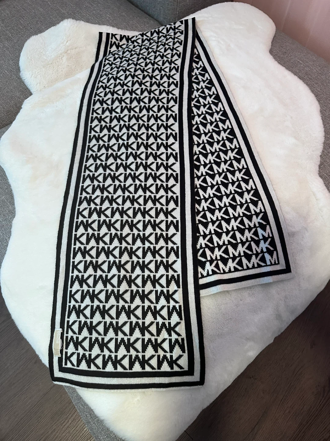 Foulard Michael Kors Noir et Blanc