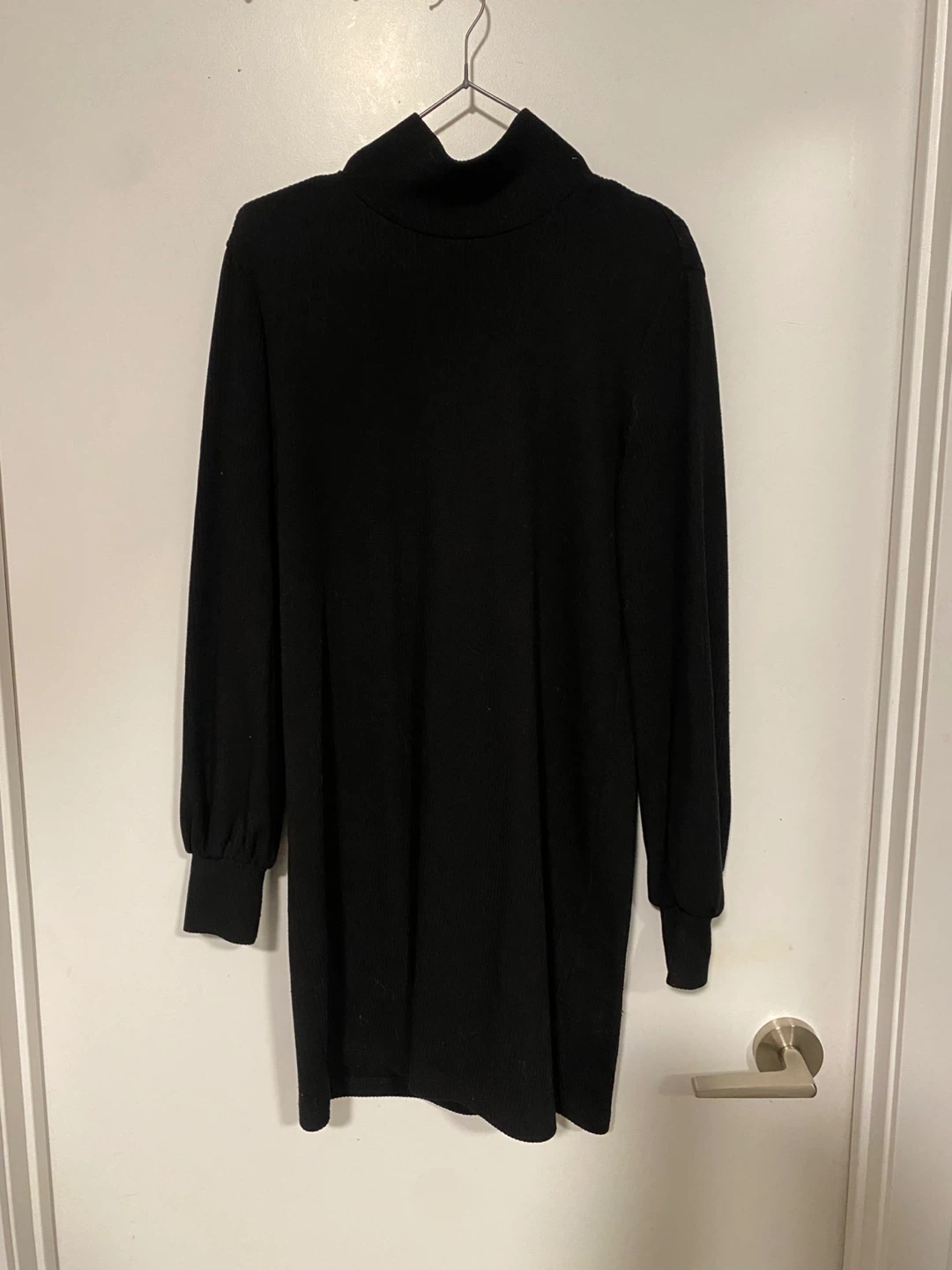 Dynamite Black Ribbed Mock Neck Dress Size M