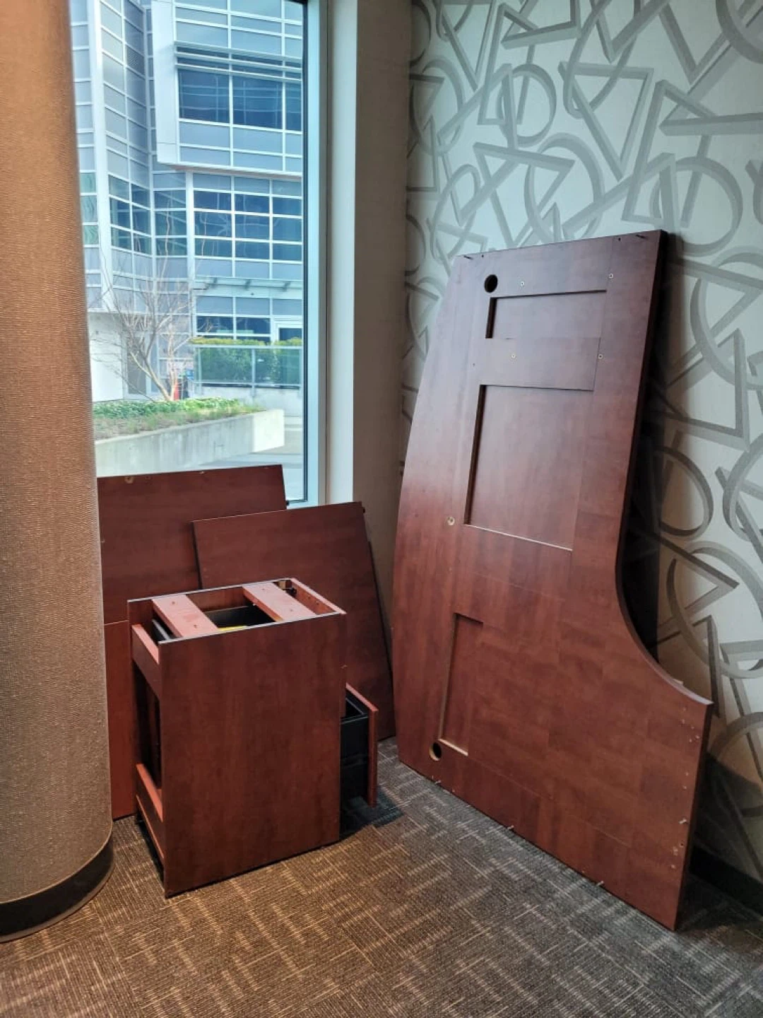 Curved L-Shaped Office Desk （disassembled ） - photo 3