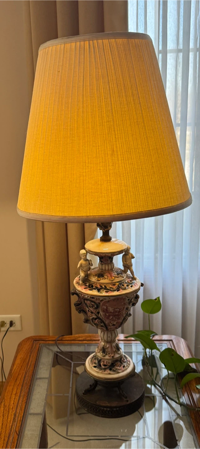 Vintage Cherub Table Lamp