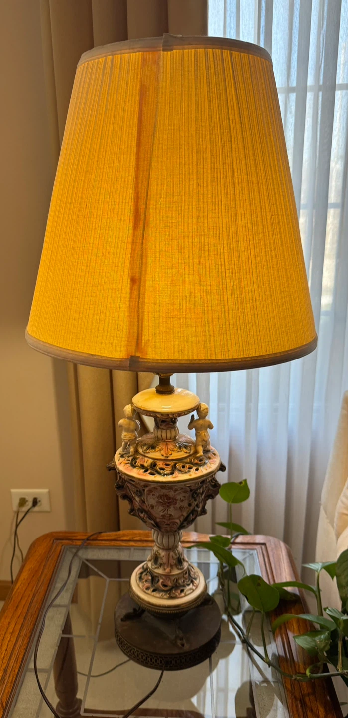 Vintage Cherub Table Lamp - photo 2