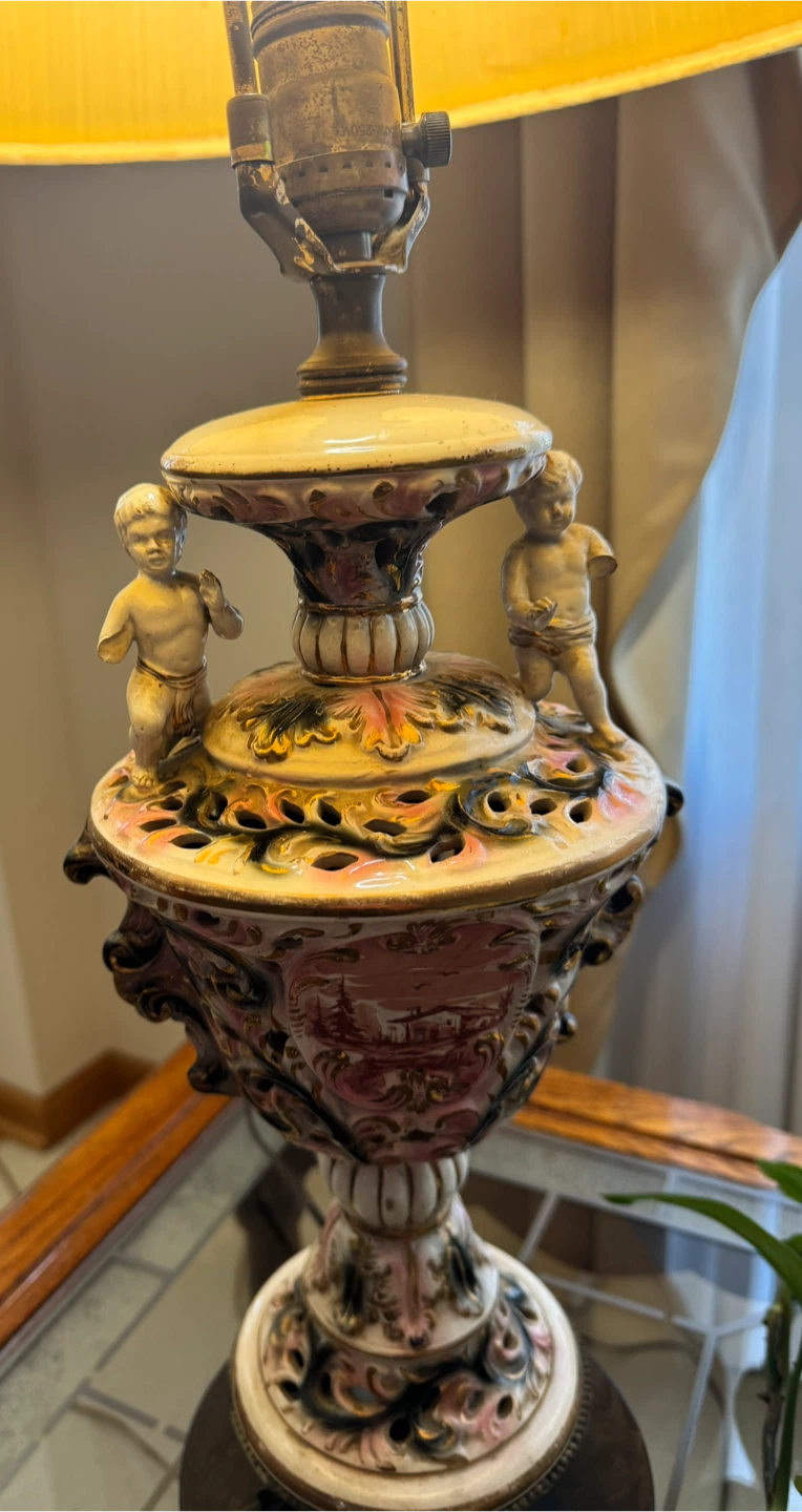 Vintage Cherub Table Lamp - photo 4