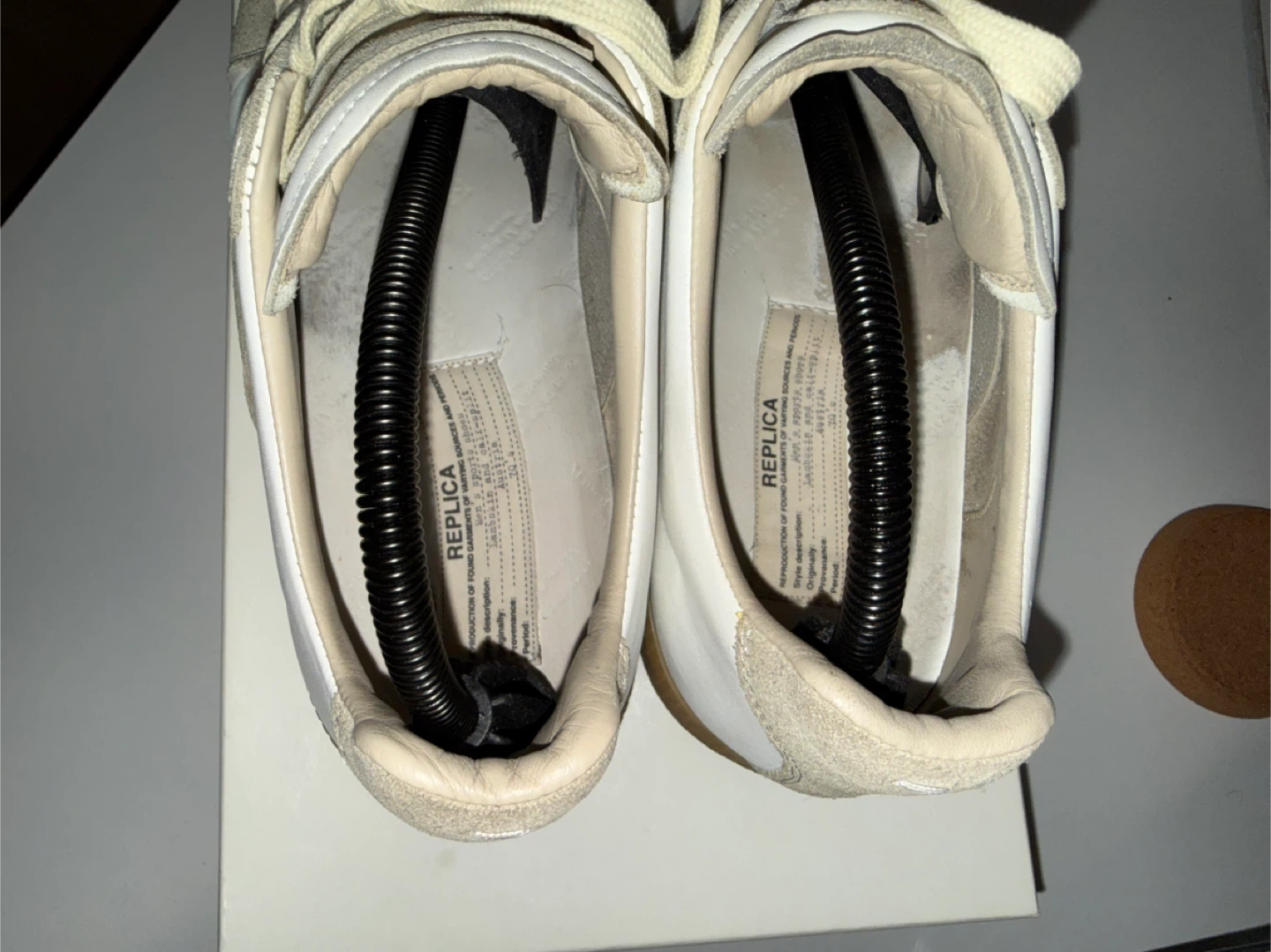 Maison Margiela gats Sneakers - photo 4