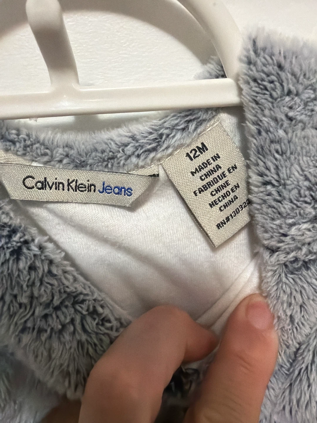 Calvin Klein Jeans Baby Girls Faux Fur Vest Grey 12M - photo 2