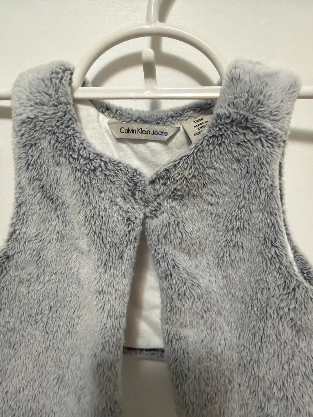 Calvin Klein Jeans Baby Girls Faux Fur Vest Grey 12M - photo 5