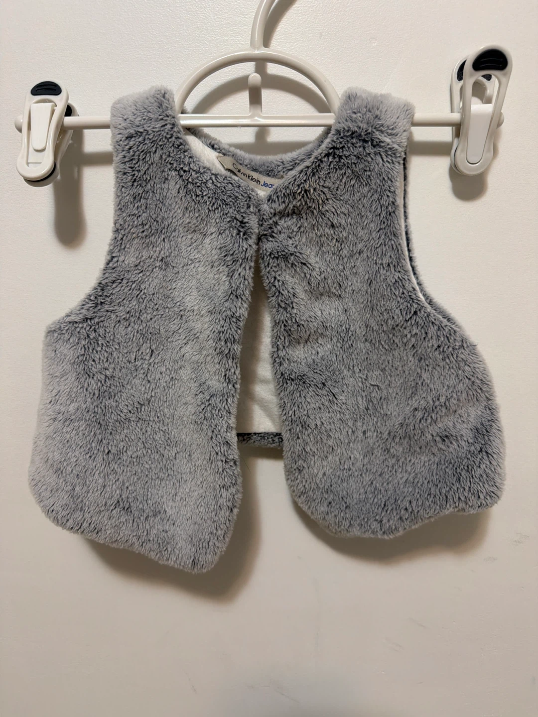 Calvin Klein Jeans Baby Girls Faux Fur Vest Grey 12M