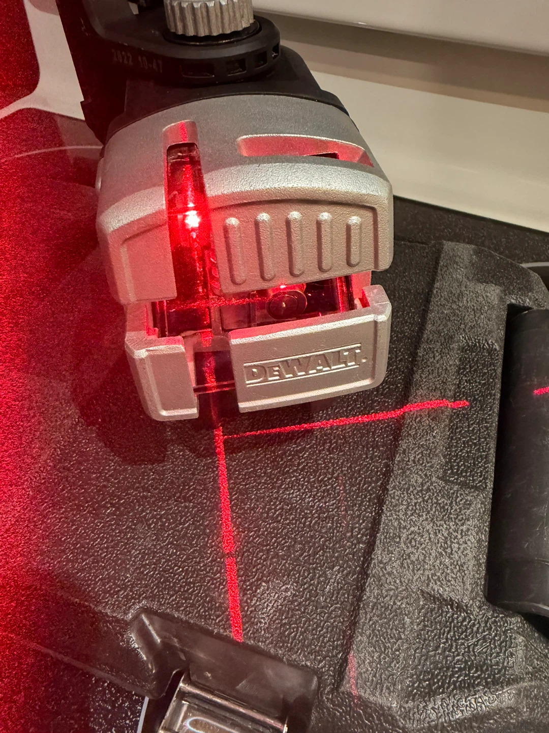 DeWalt DW089 3 Beam Line Laser