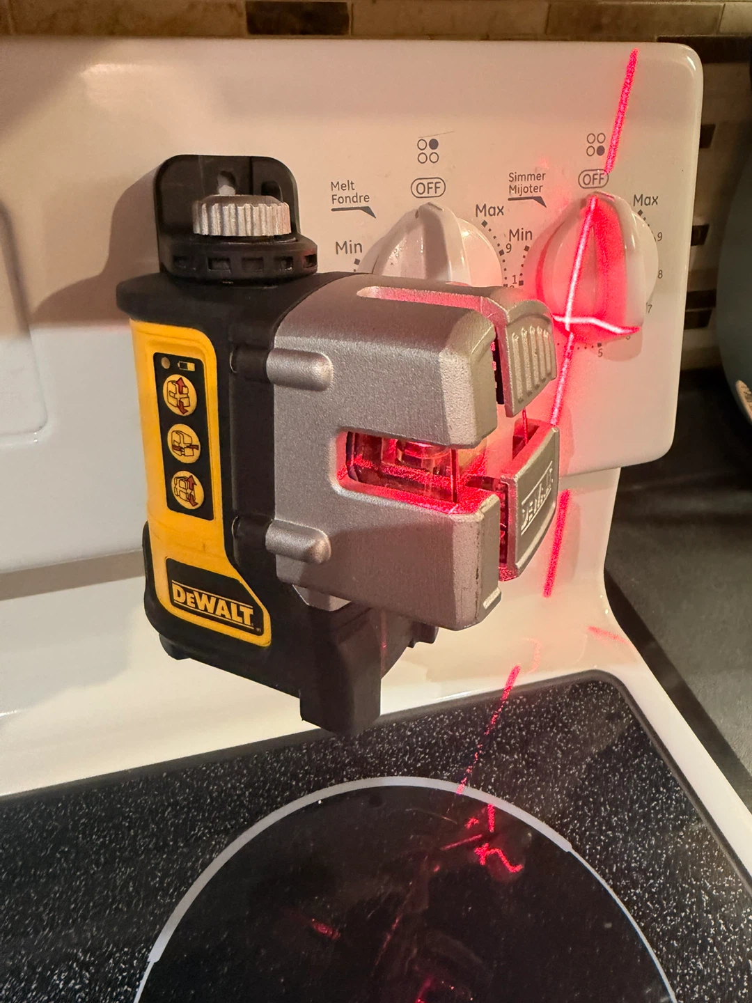 DeWalt DW089 3 Beam Line Laser - photo 2