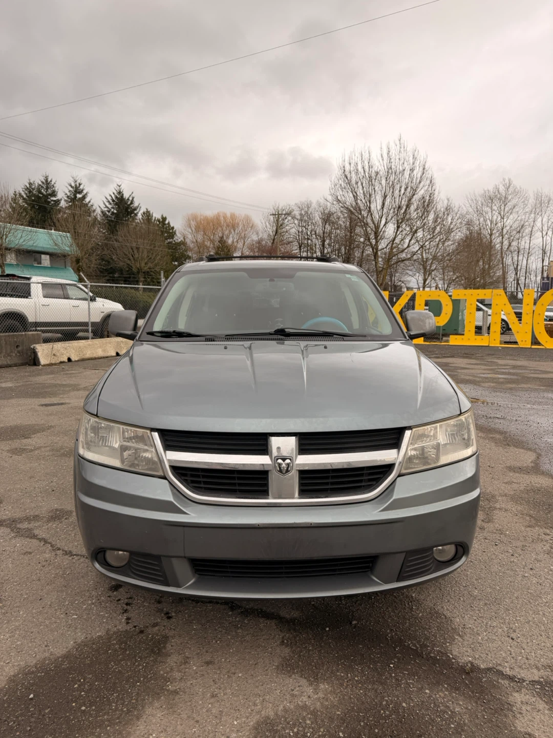 Dodge Journey SXT - 7 Seats - photo 2