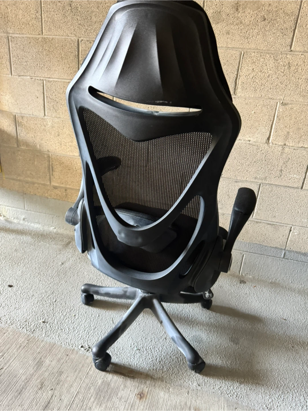 Black Mesh Ergonomic Office Chair with Headrest - photo 4