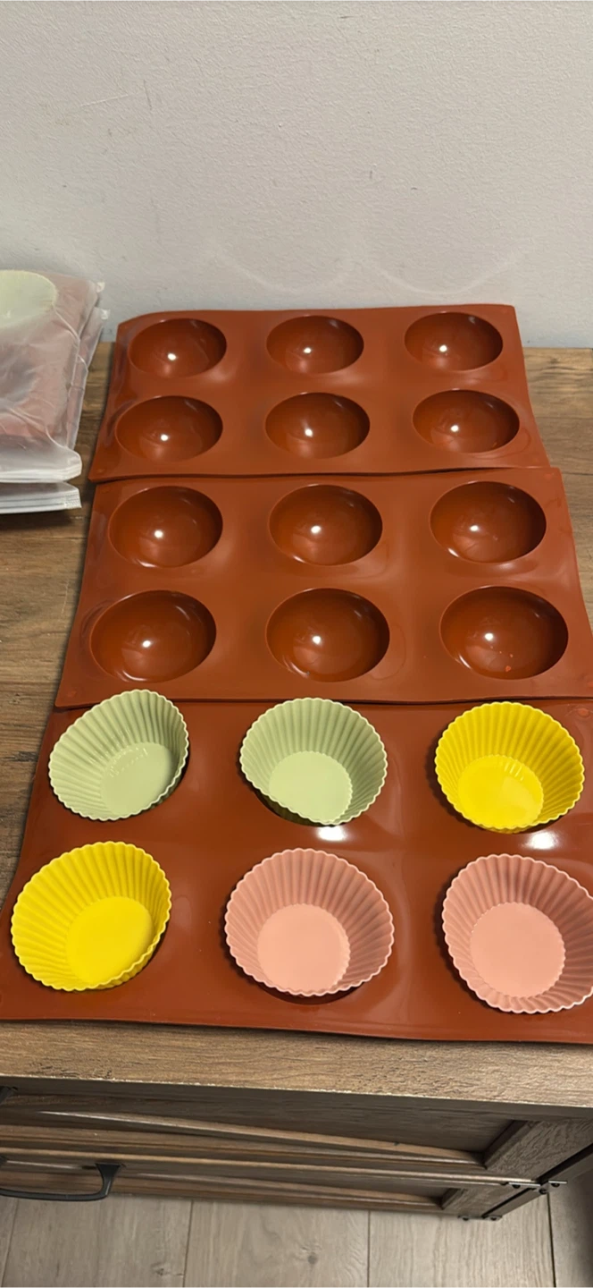 New Silicone Sphere Molds and Cupcake Liners Set - photo 5