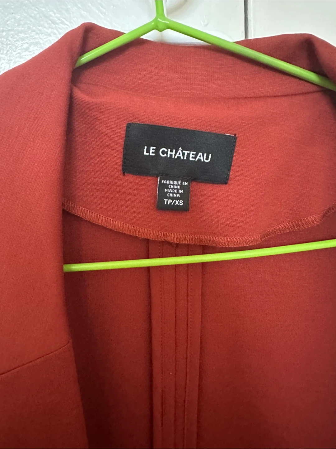 Le Château women's long blazer with floral sleeves - photo 2