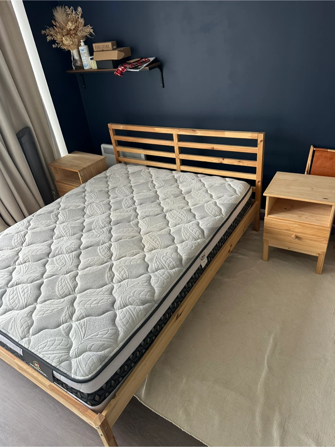 Like new Queen IKEA bed frame +Nightstand +Free delivery - photo 2
