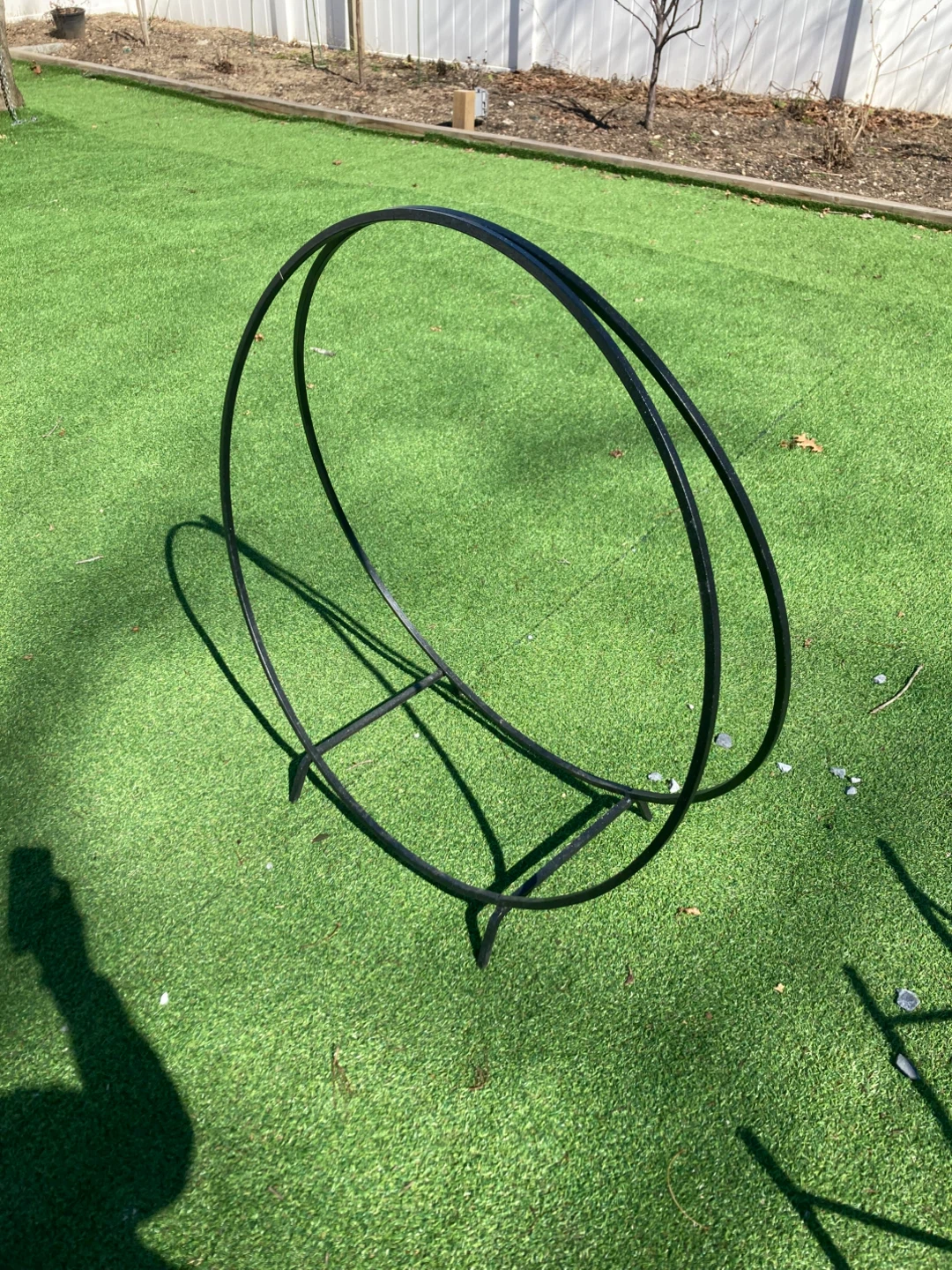 Black Metal Circular Plant Stand