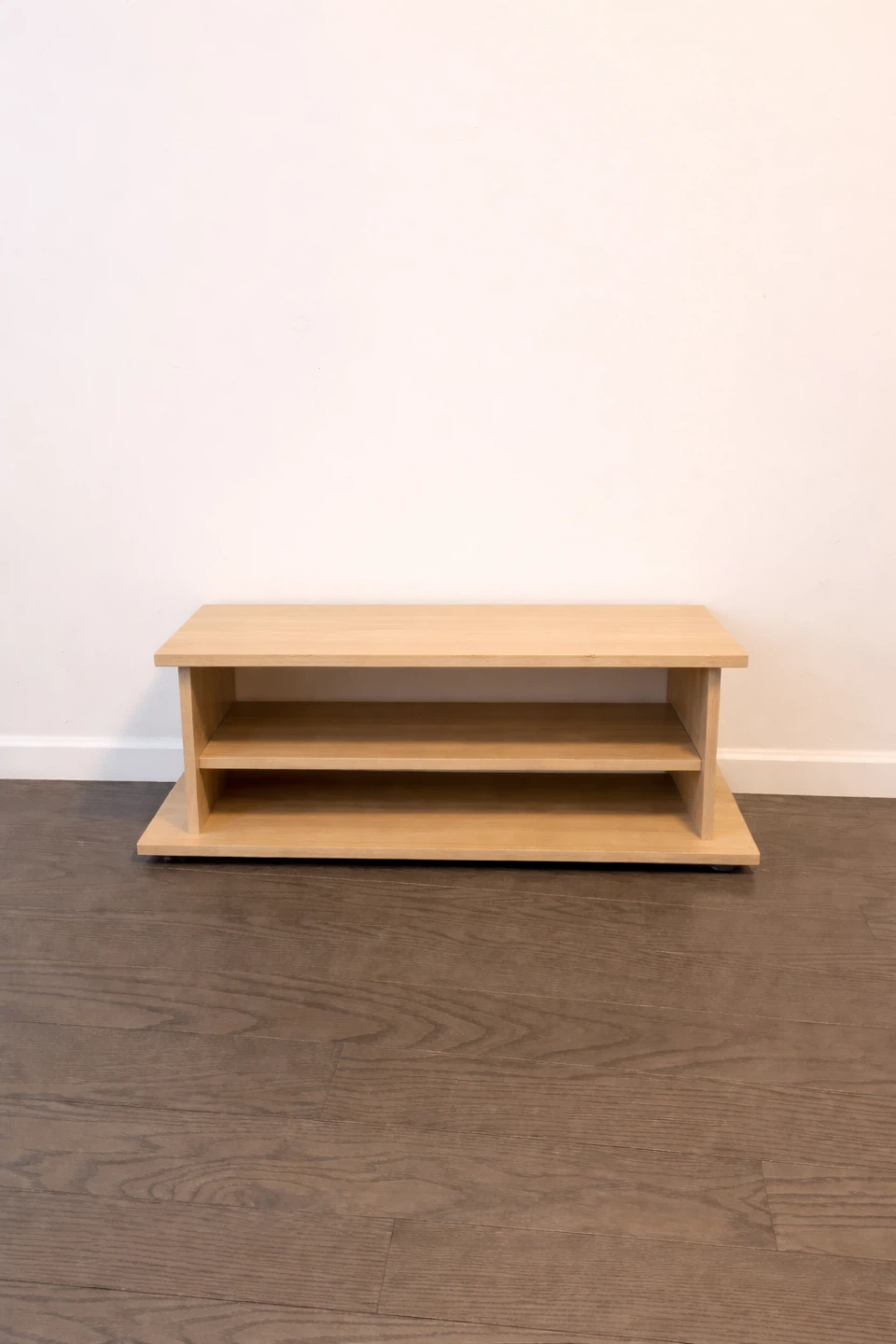 Light Wood TV Stand with 2 Shelves