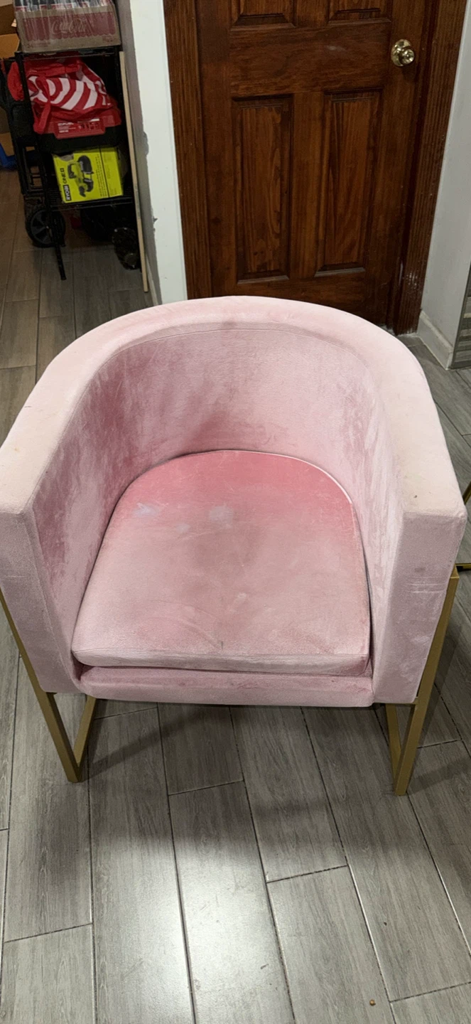 Pink Velvet Accent Chair - photo 2