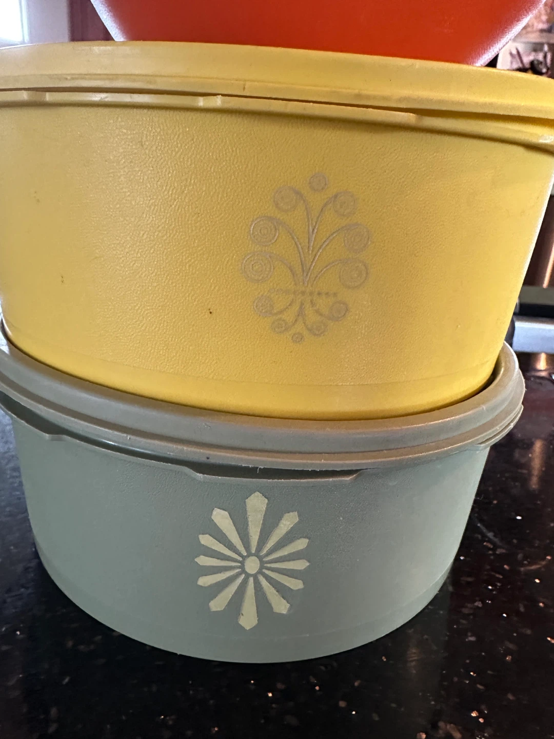Vintage Tupperware Bowls Set - photo 2