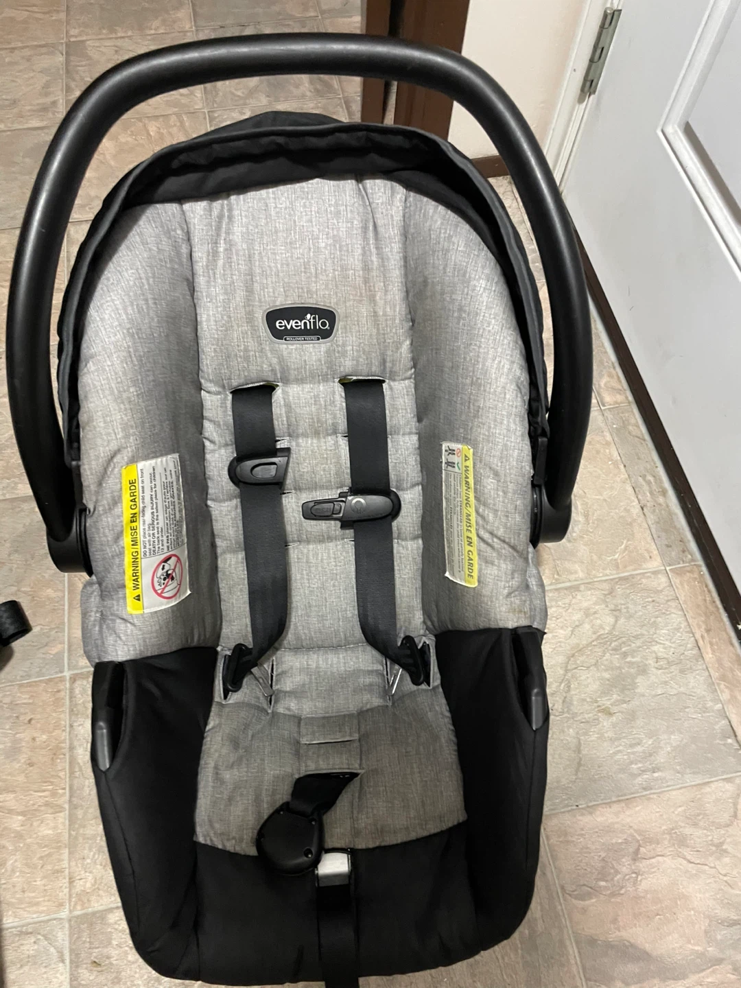 Evenflo Litemax Sport Graphite Infant Car Seat with Base - photo 2