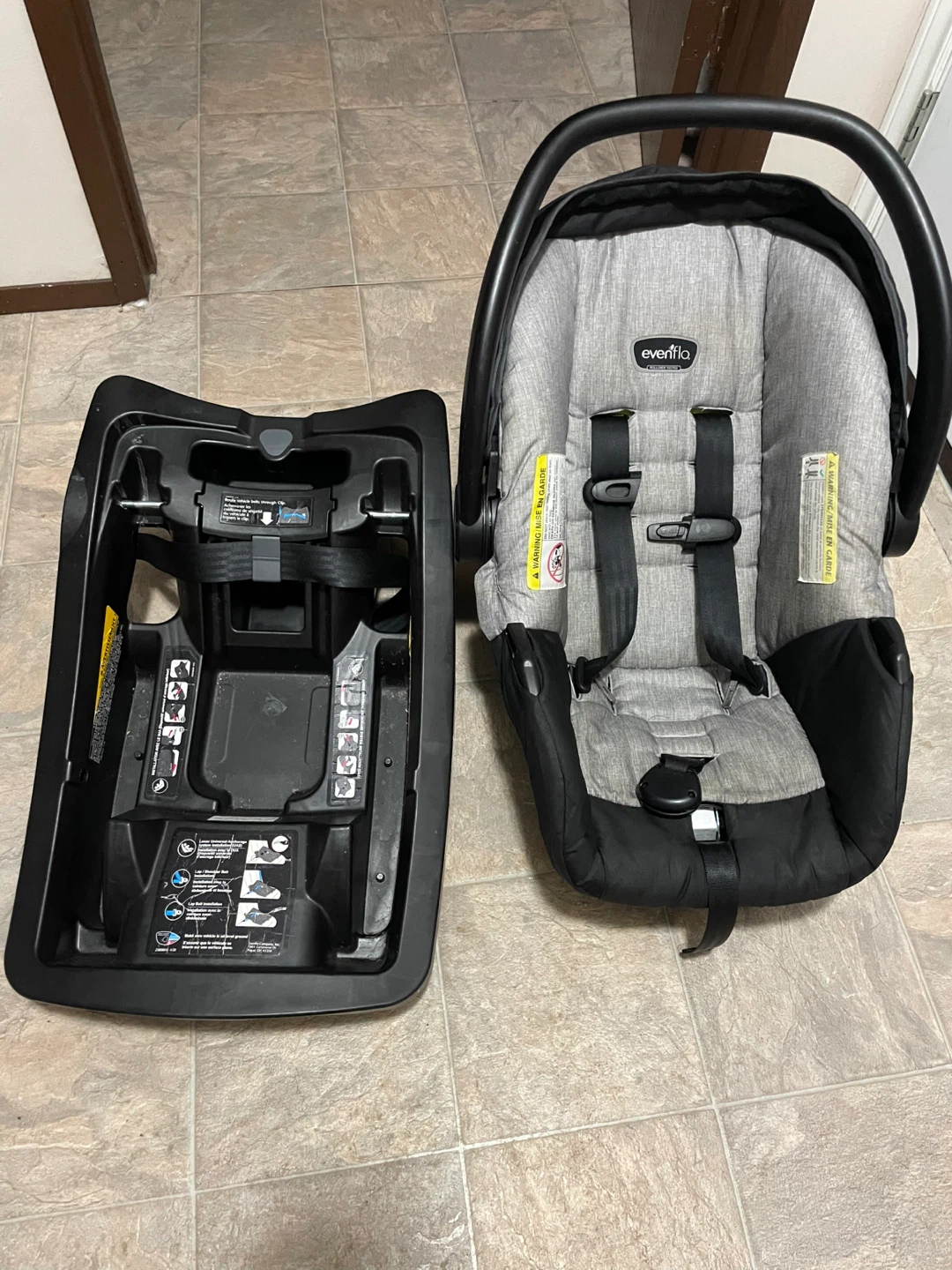 Evenflo Litemax Sport Graphite Infant Car Seat with Base