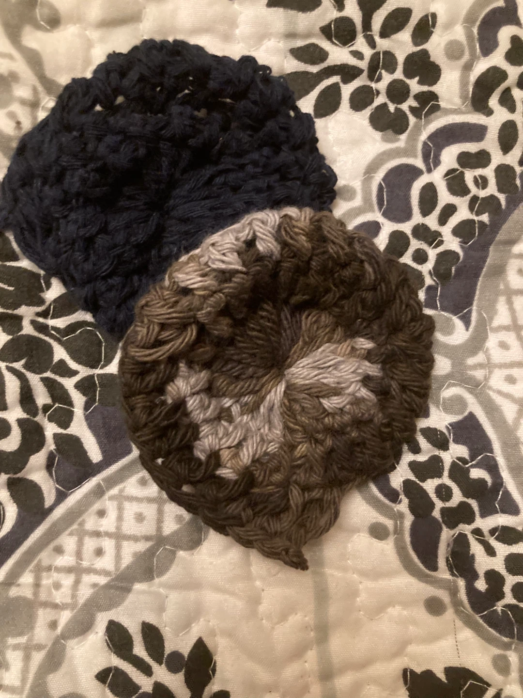 Hand-Crocheted cotton pads (Set of 2)