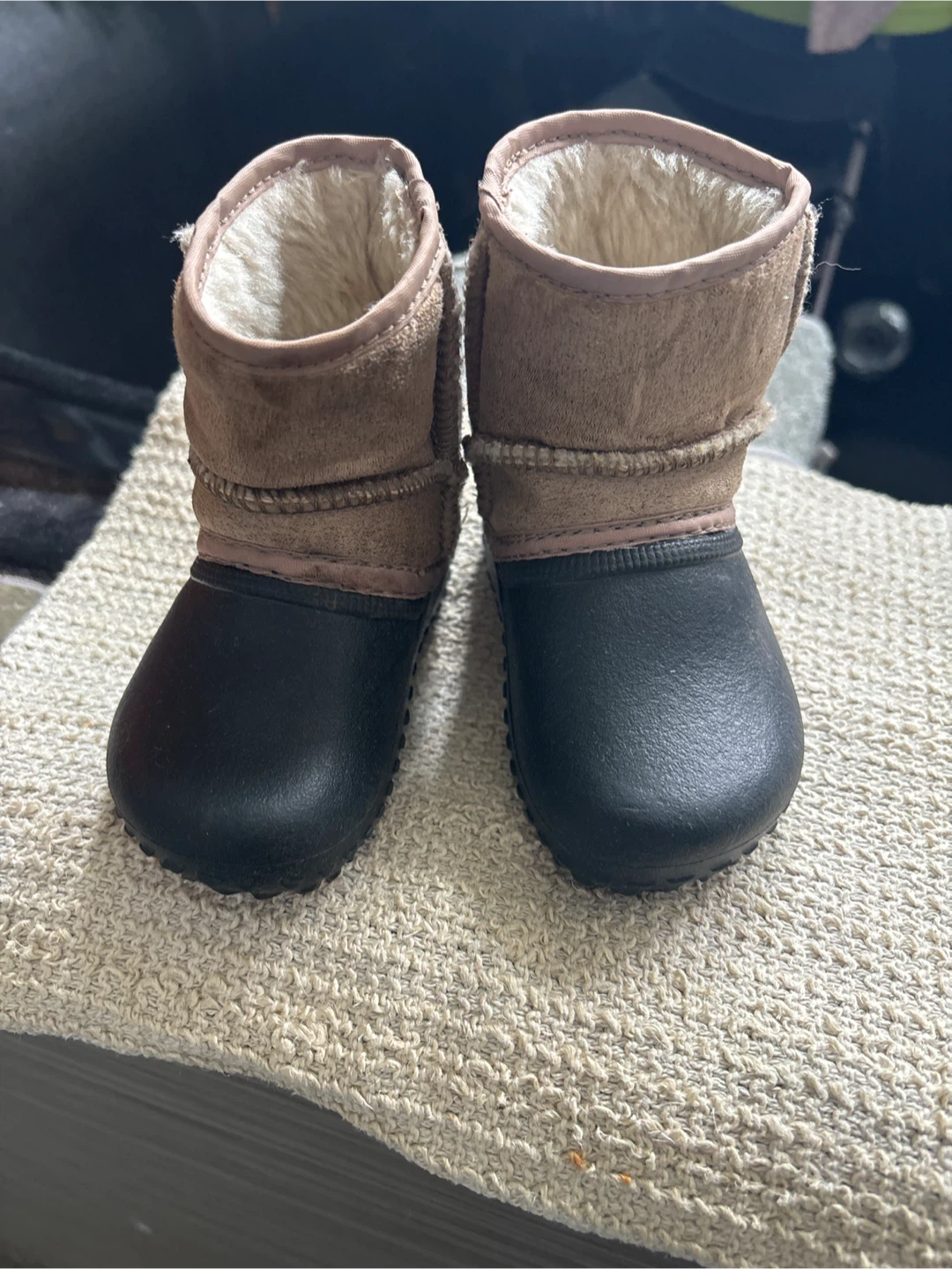 Aussie Soles Kids Winter Boots. Size 2-3 - photo 2