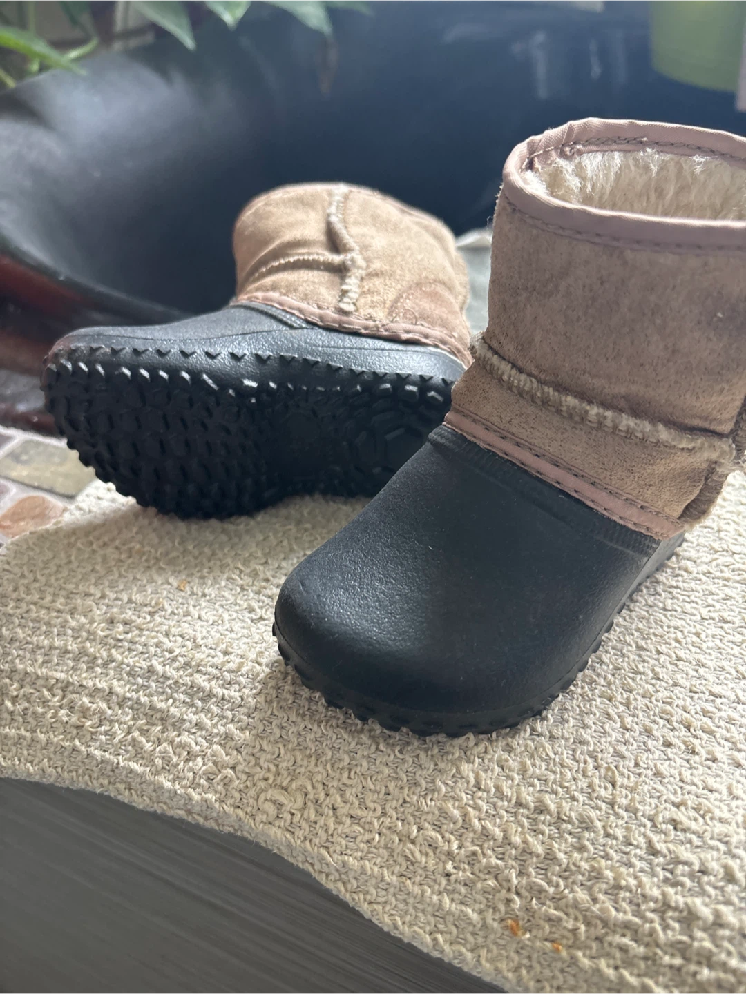 Aussie Soles Kids Winter Boots. Size 2-3 - photo 3