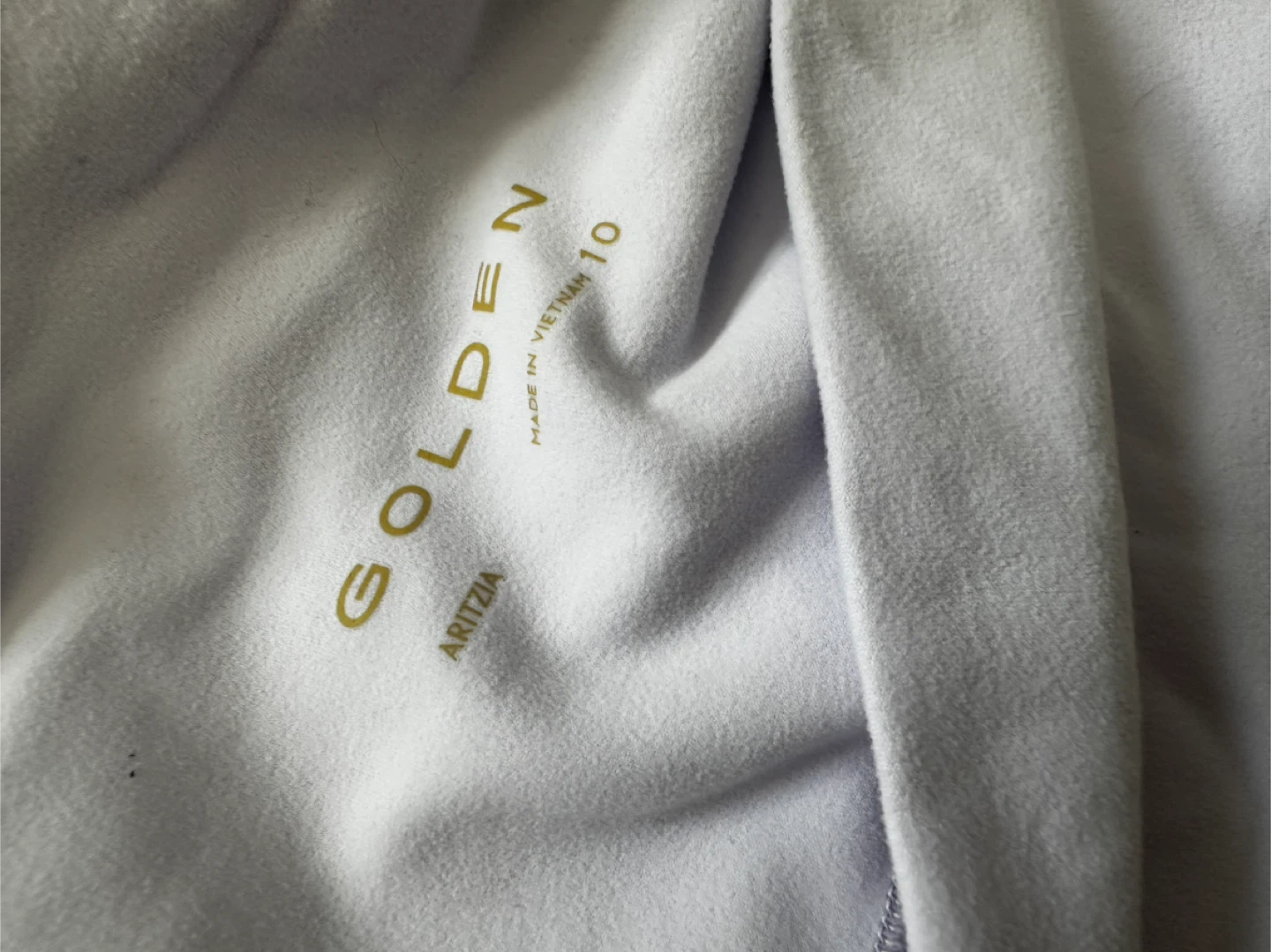 Aritzia Golden Size 10 Bike Shorts - photo 3