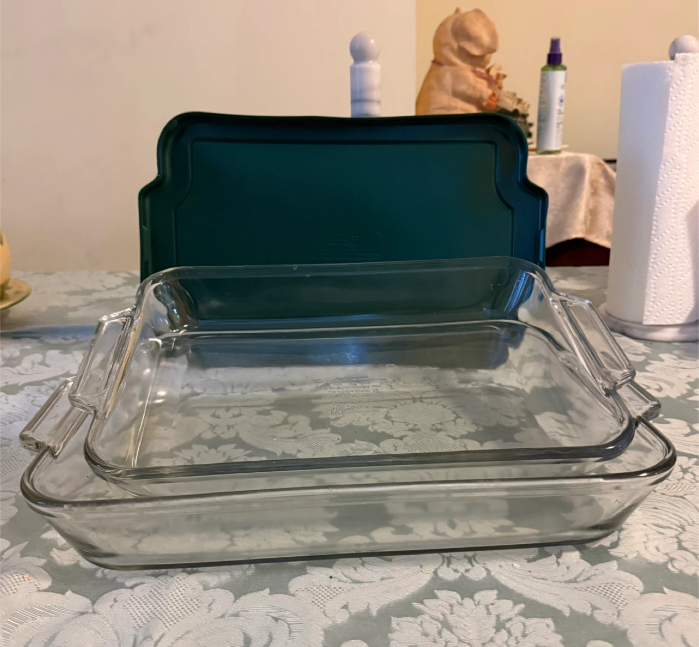 2 Items Anchor Glass Baking Dish with Green Lid