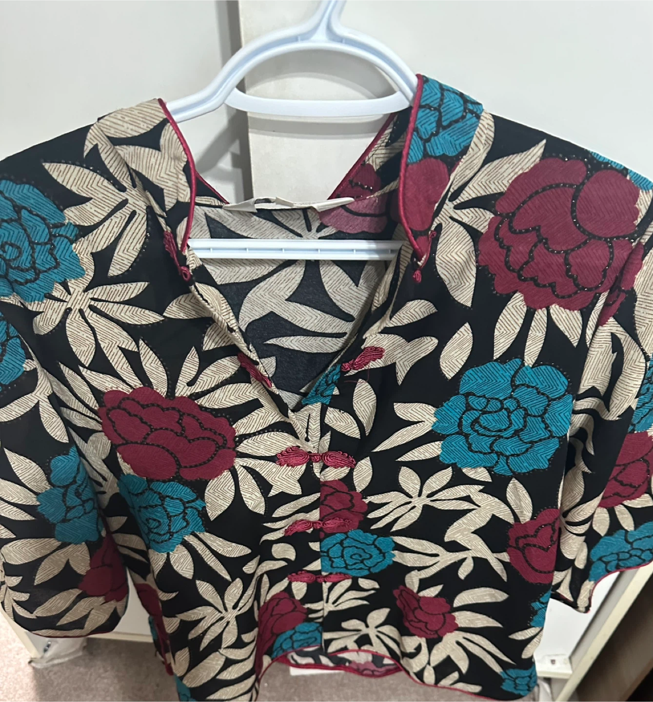 Women's Floral Button-Up Blouse - photo 2