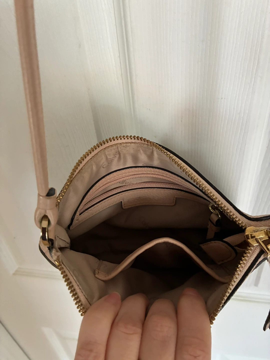 Calvin Klein Black and pink  Leather Crossbody Bag - photo 3