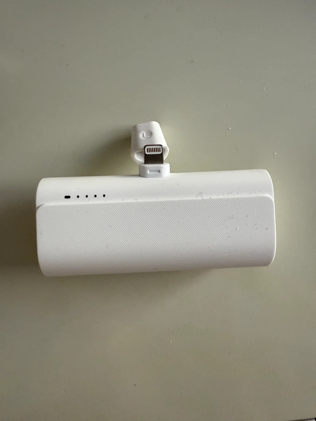 MOBO MBPB-09 5000 mAh Power Bank with Lightning Connector