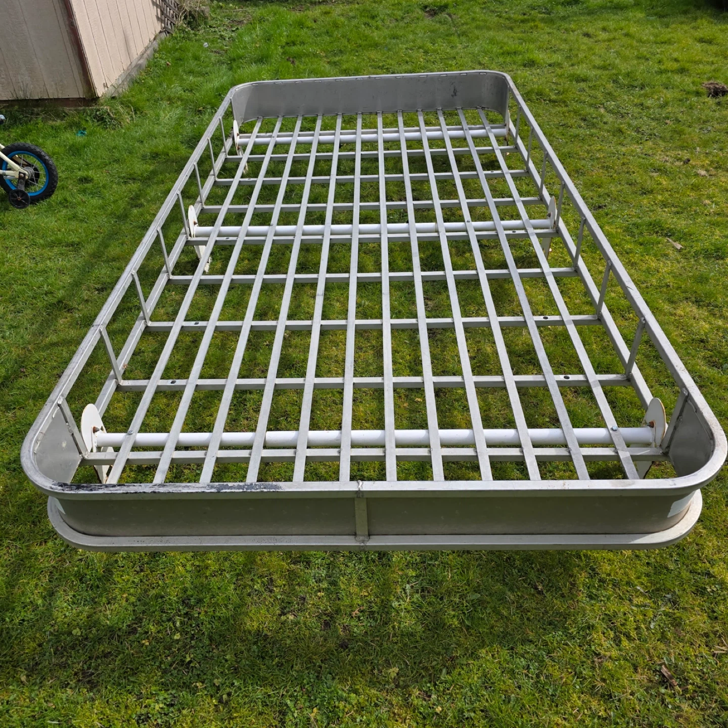 Roof Rack with brackets