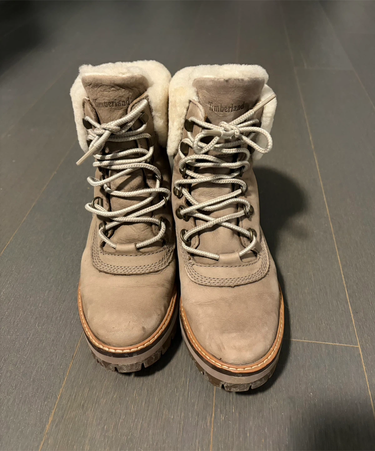 W’s Timberland Lace-Up Shearling Lined Boots