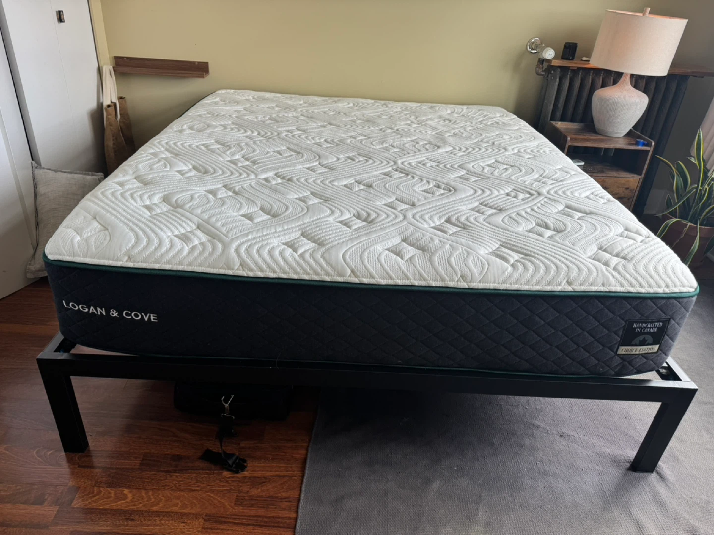 Logan & Cove Choice Hybrid Mattress - California King
