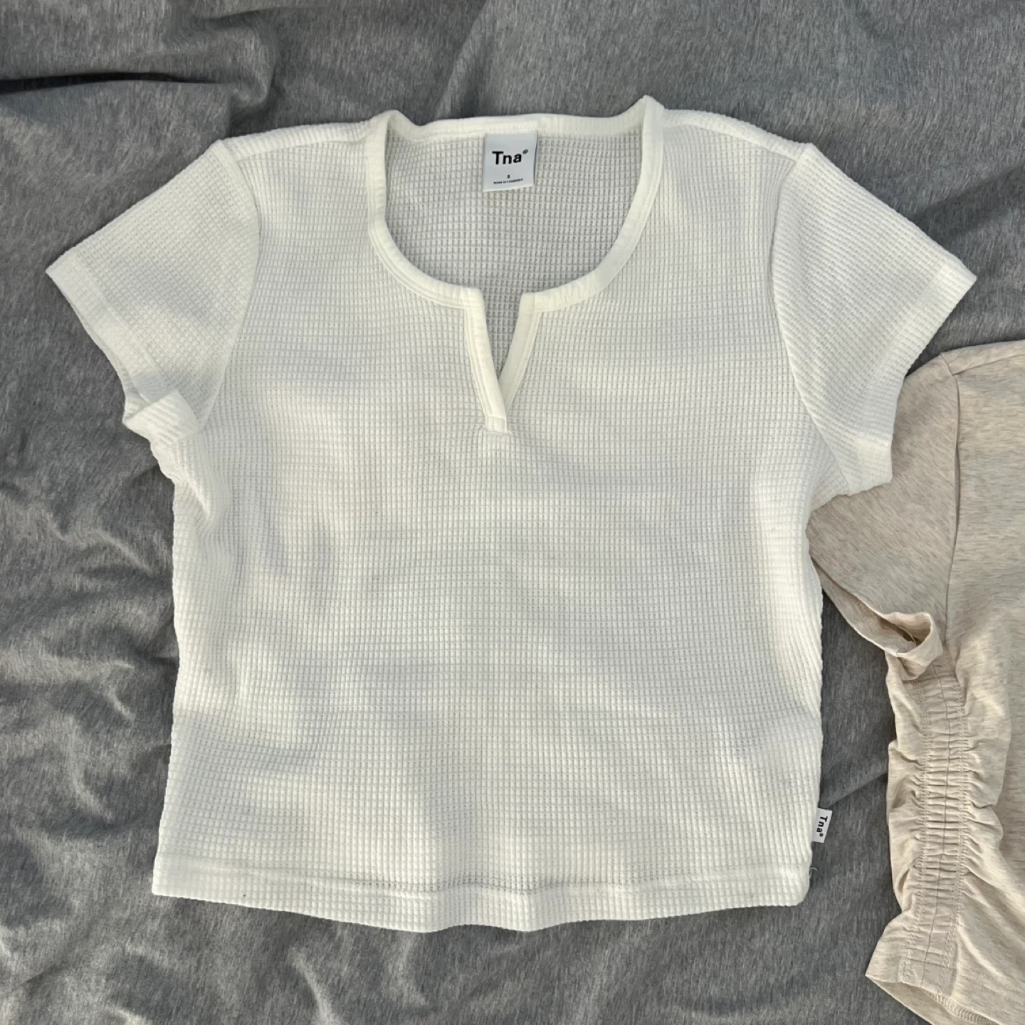 New Aritzia Tna Waffle Knit Henley Top