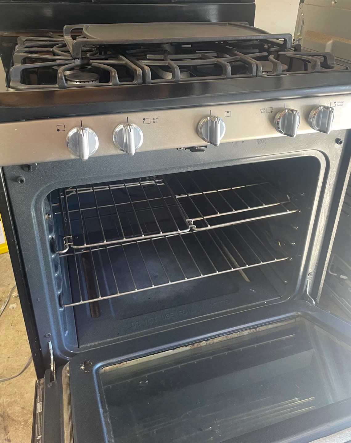 Frigidaire Gallery Stainless Steel Gas Range with Griddle - photo 3