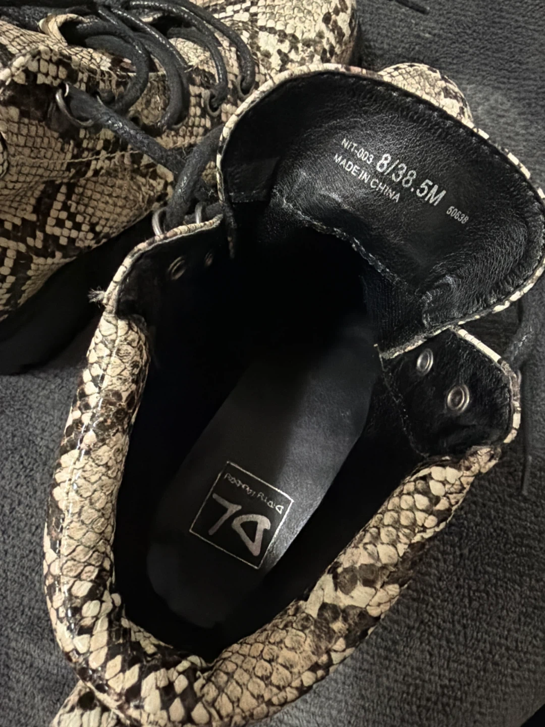 Women's Snake Print Lace-Up Platform Boots Size 8/38.5 - photo 3