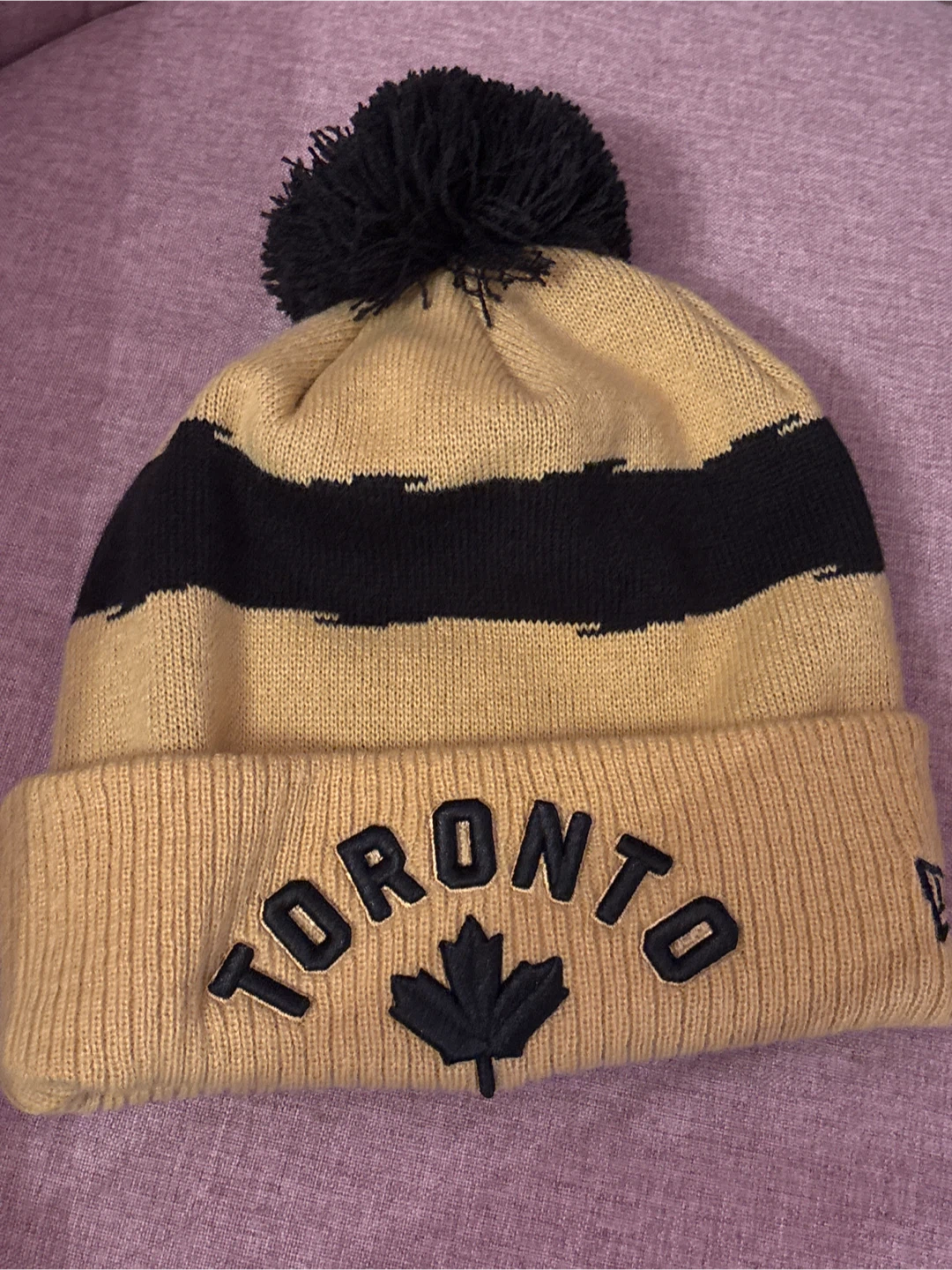 New Era NBA Toronto Beanie