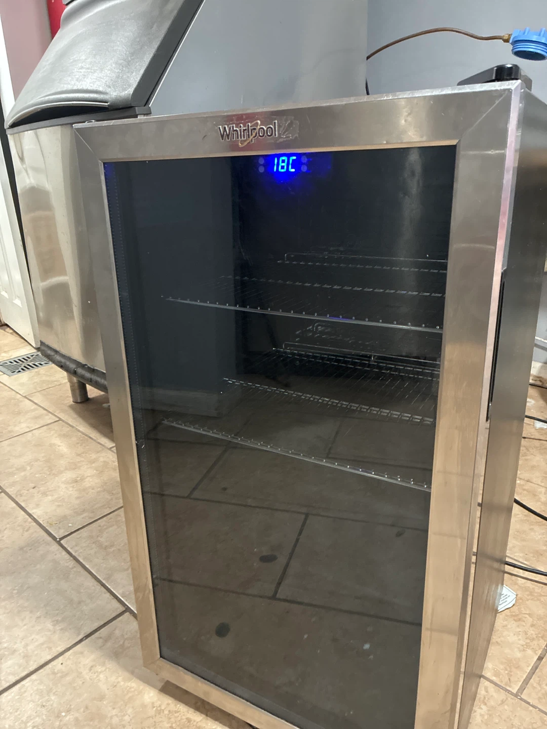 Whirlpool Beverage Cooler Refrigerator - photo 3
