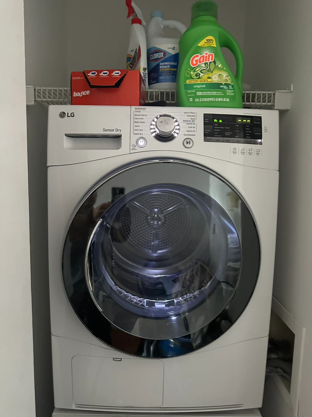 LG Front Load Washer and Dryer Set - photo 2
