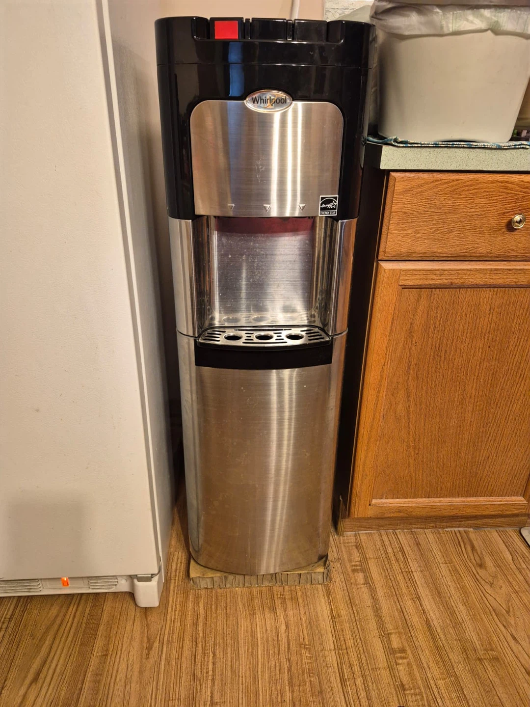 Whirlpool Hot, Room, Cold Temperature Water Cooler