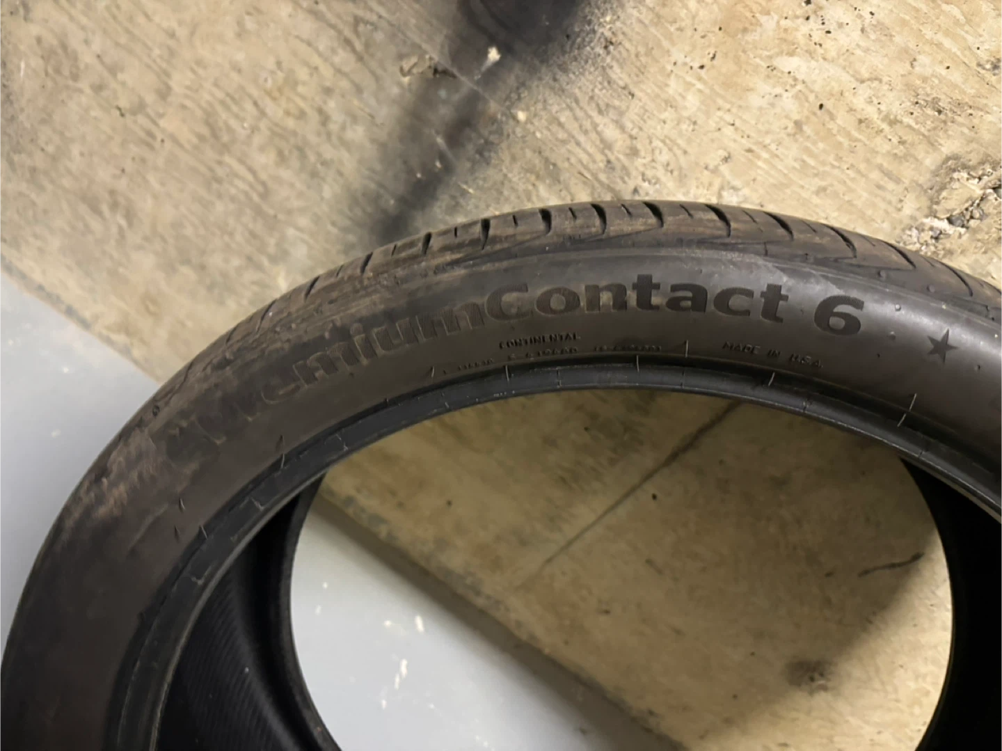 Continental PremiumContact 6 Tire 315/30R22