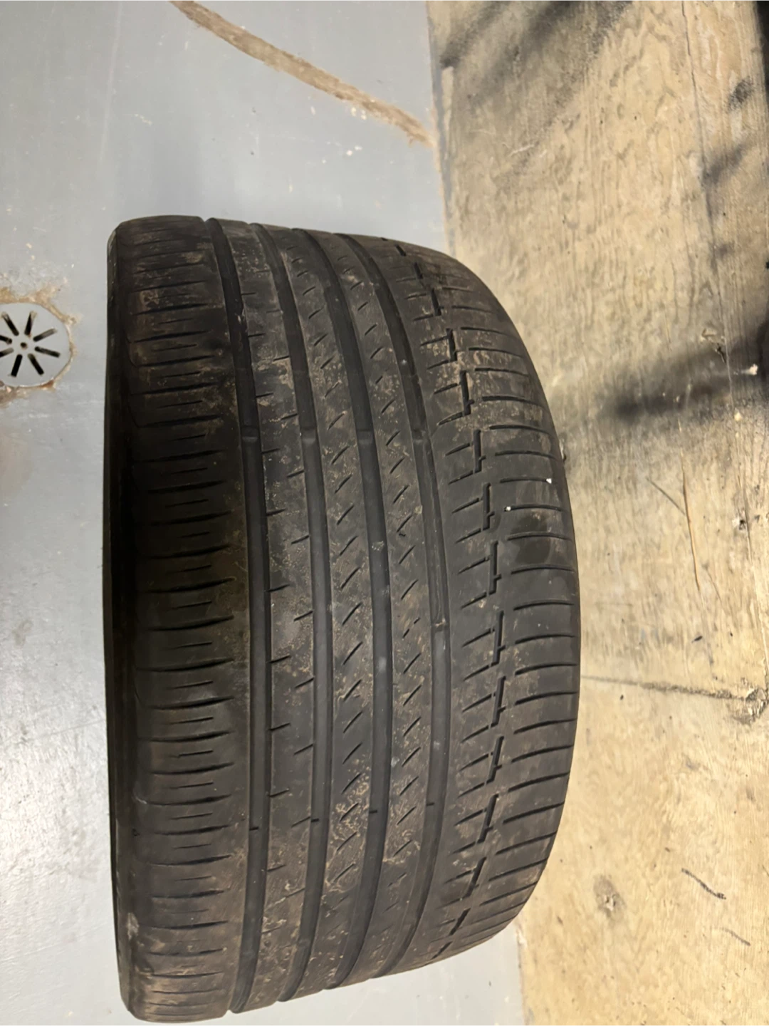 Continental PremiumContact 6 Tire 315/30R22 - photo 2