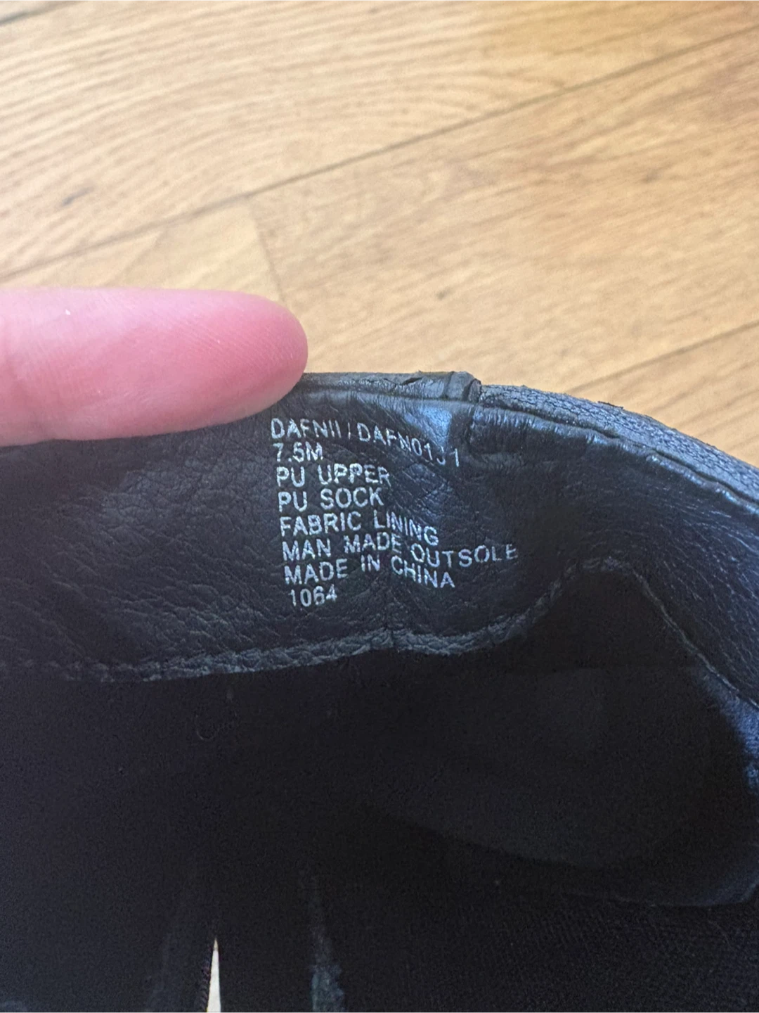 Women's Shoes Size 7-7.5 - photo 4