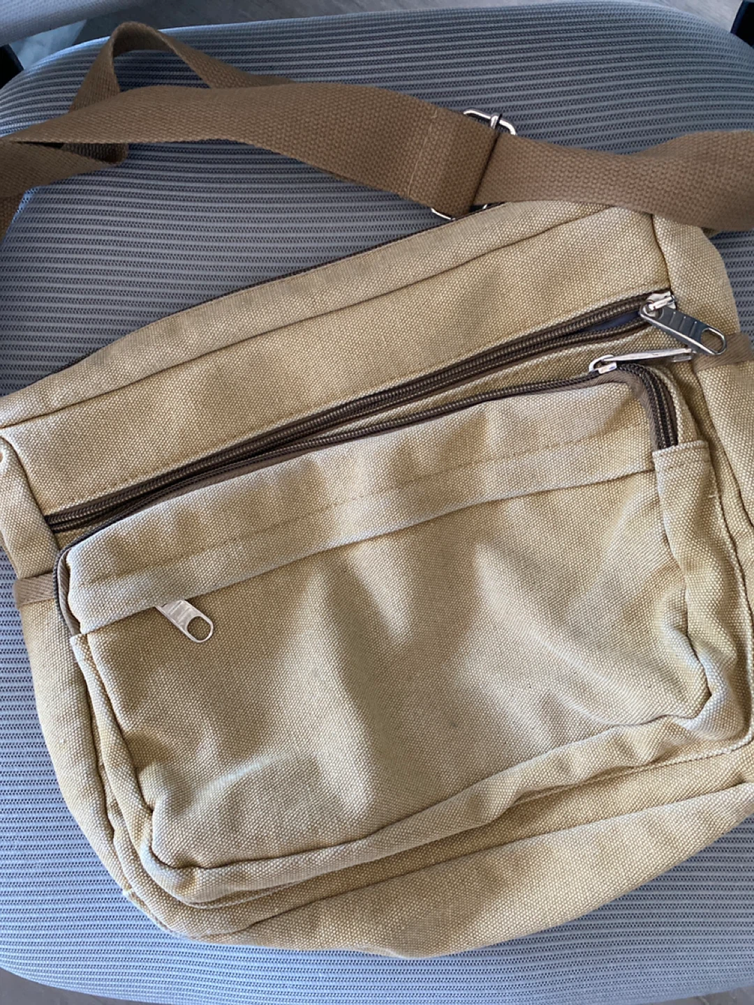 Canvas Messenger Bag