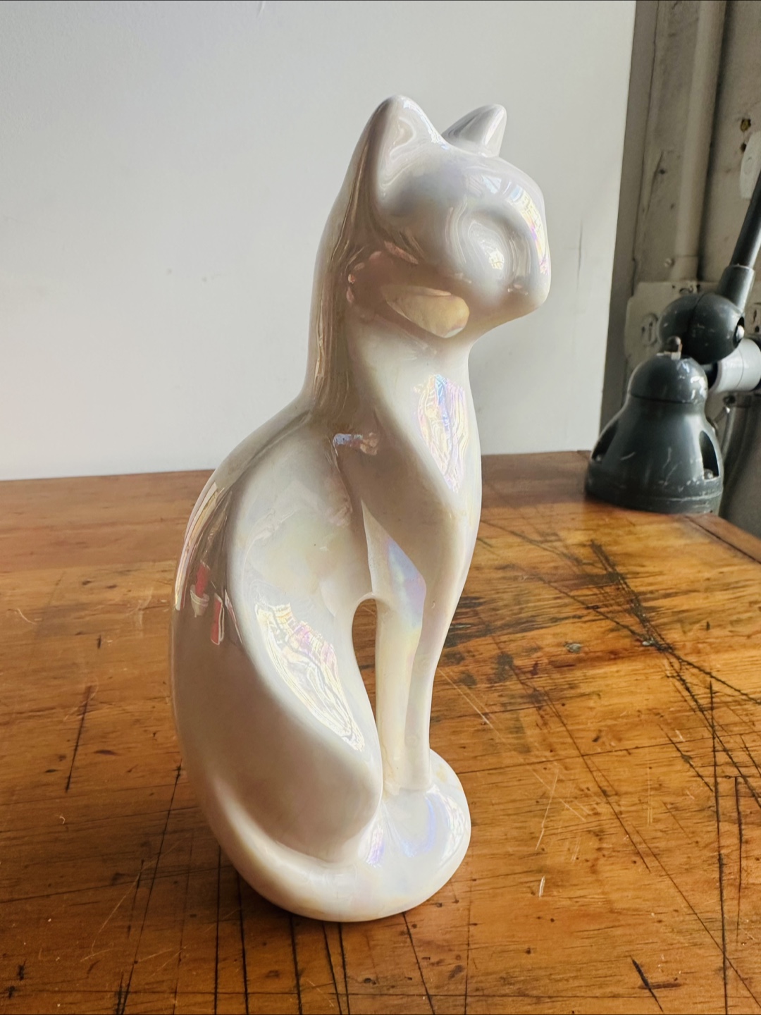 Cameron & Sons Ltd. White Iridescent Ceramic Cat Sculpture - photo 2