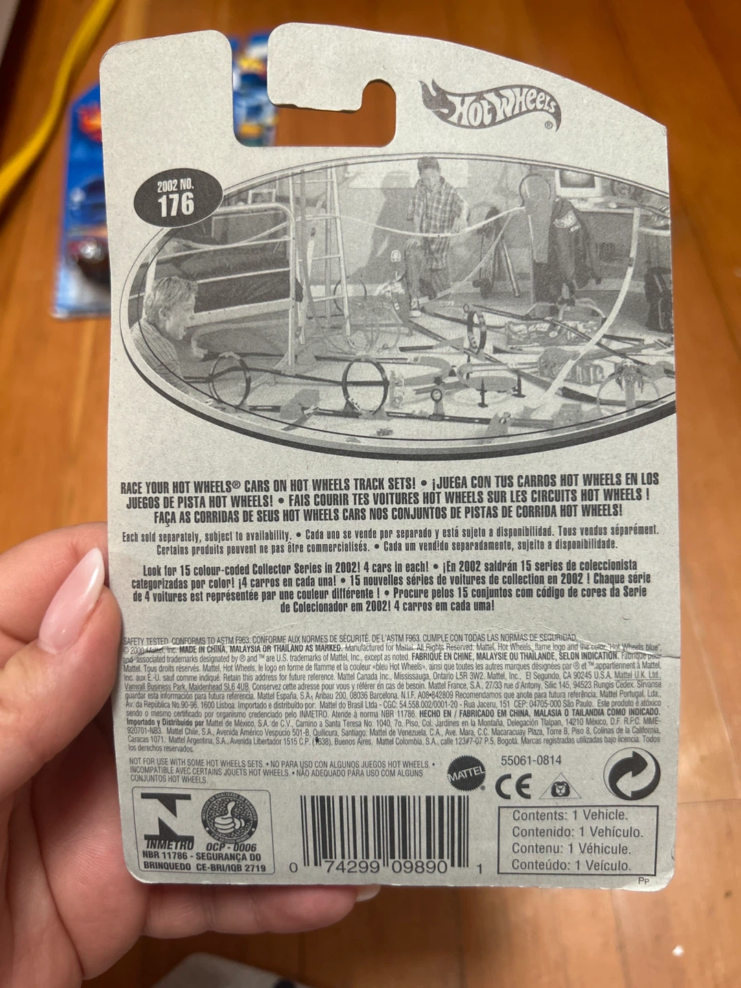 Hot Wheels Cat-A-Pult Red 12 car - photo 3