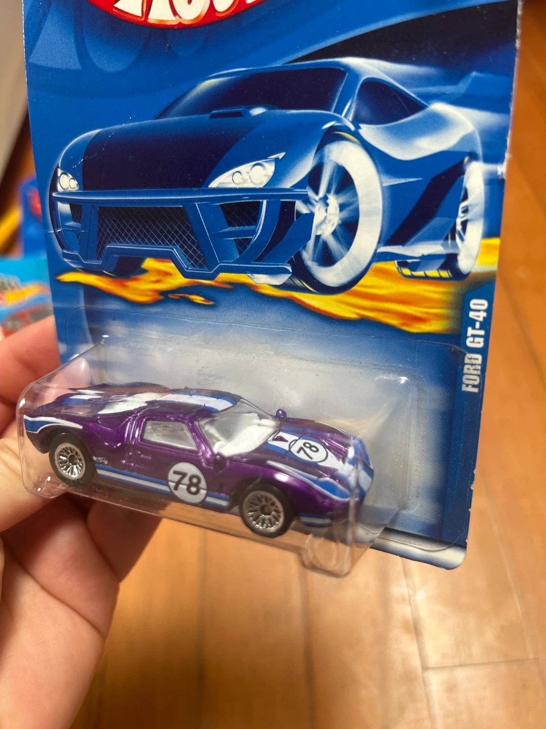 Hot Wheels Ford GT-40 Purple - photo 2