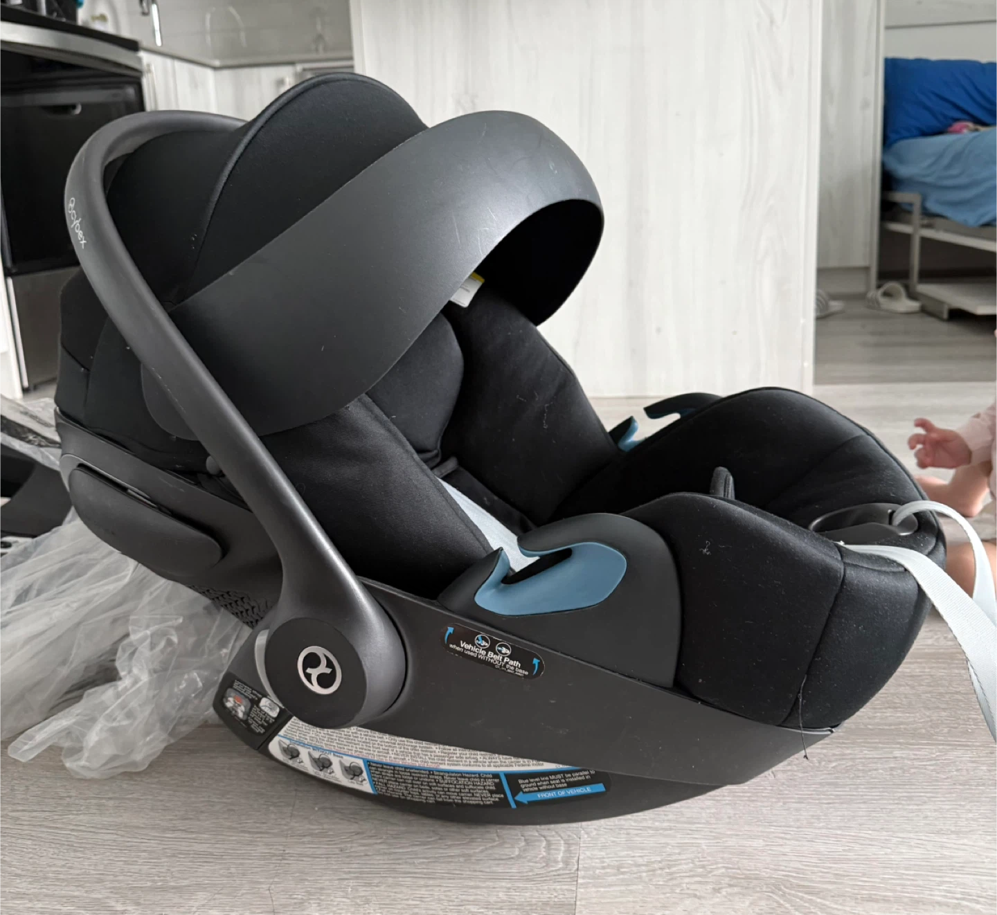 Cybex Infant Car Seat with Base - photo 2